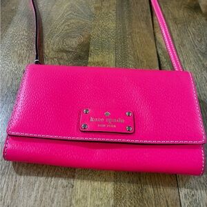 🔥Kate Spade New York Hot Pink Crossbody purse